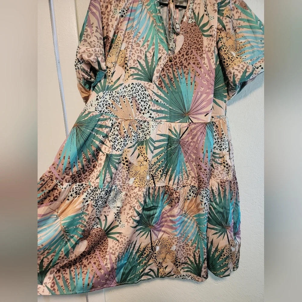 entro Tropical Print Short Dress in Teal, Lavender, Beige